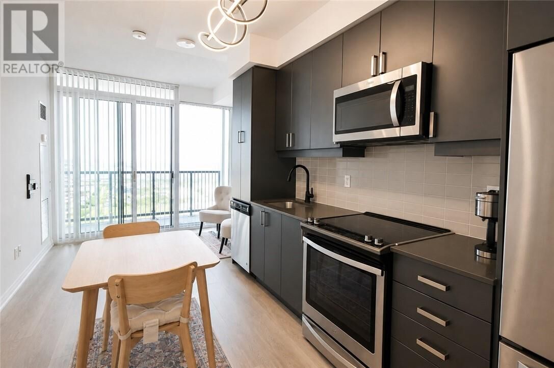 Property Photo:  7895 Jane Street Unit# 2801  ON L4K 2M7 