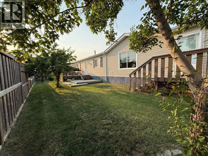 349 Railway Avenue — photo 1