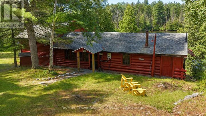 32 Arnold Drive — photo 1
