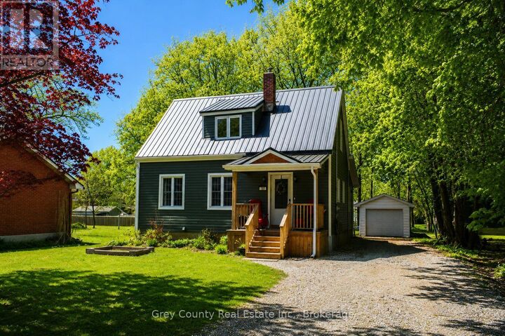 Property Photo: 120 Mark Street West ON N0C 1H0