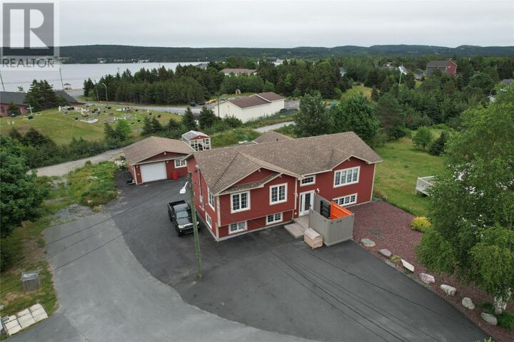 18 Wilsonville Avenue — photo 1