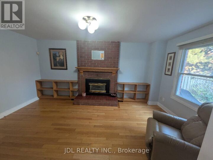 Property Photo: 37 Garnish Green Grove ON L3P 4P4