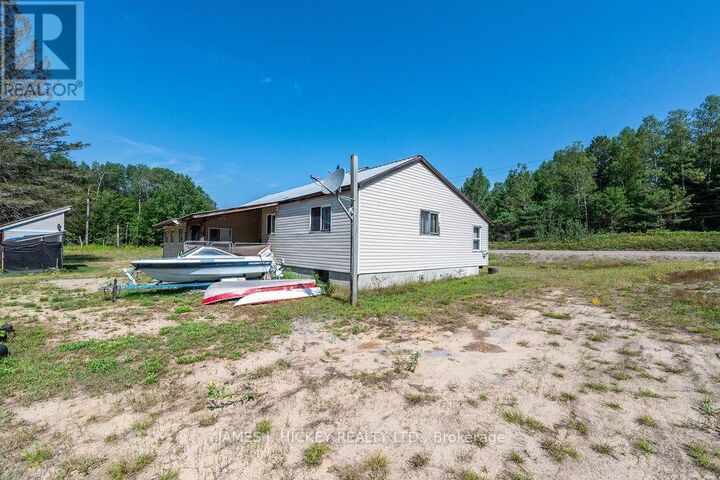 Property Photo:  39869 Highway 17 Highway  ON K0J 2K0 