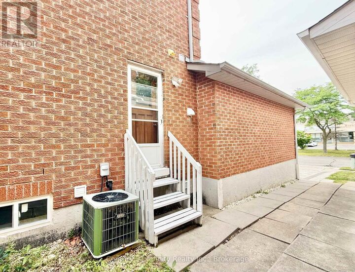 Property Photo: 11 Meadowglen Drive ON L1R 1T8