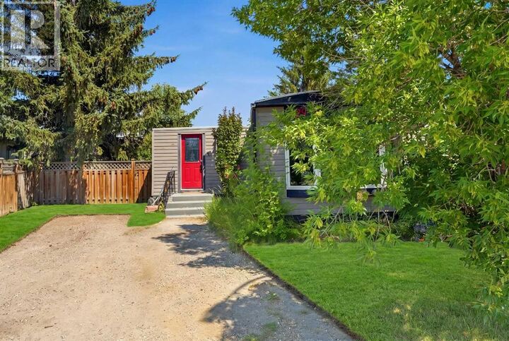 Property Photo: 129 Big Hill Place Southeast AB T4A 1P9