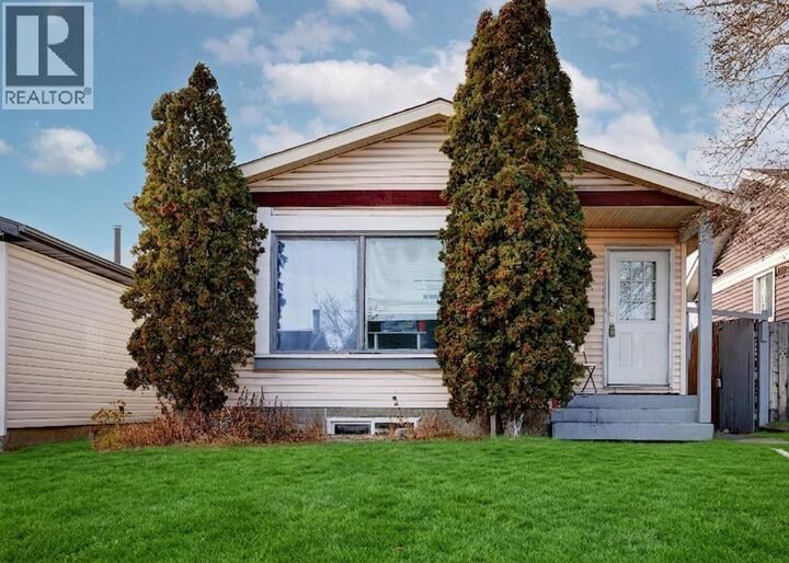 Property Photo: 164 Faldale Close Northeast AB T3J 1V9