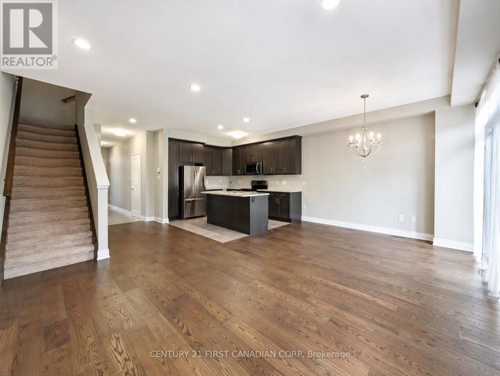 Property Photo: 2070 Meadowgate Boulevard 72 ON N6M 0H5