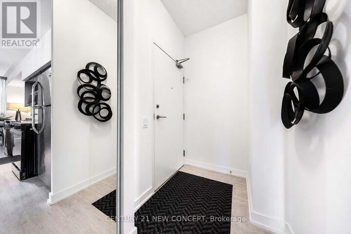 Property Photo: 29 Singer Court 3109 ON M2K 0B3