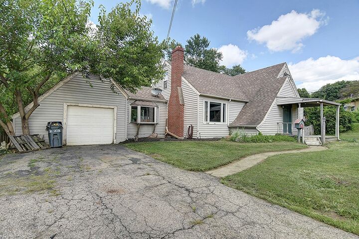 Property Photo:  843 Richard Street  OH 45342 