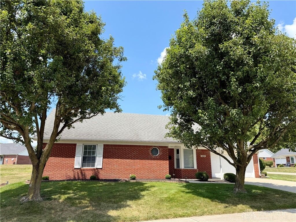 Property Photo: 1284 Pheasant Run OH 45503
