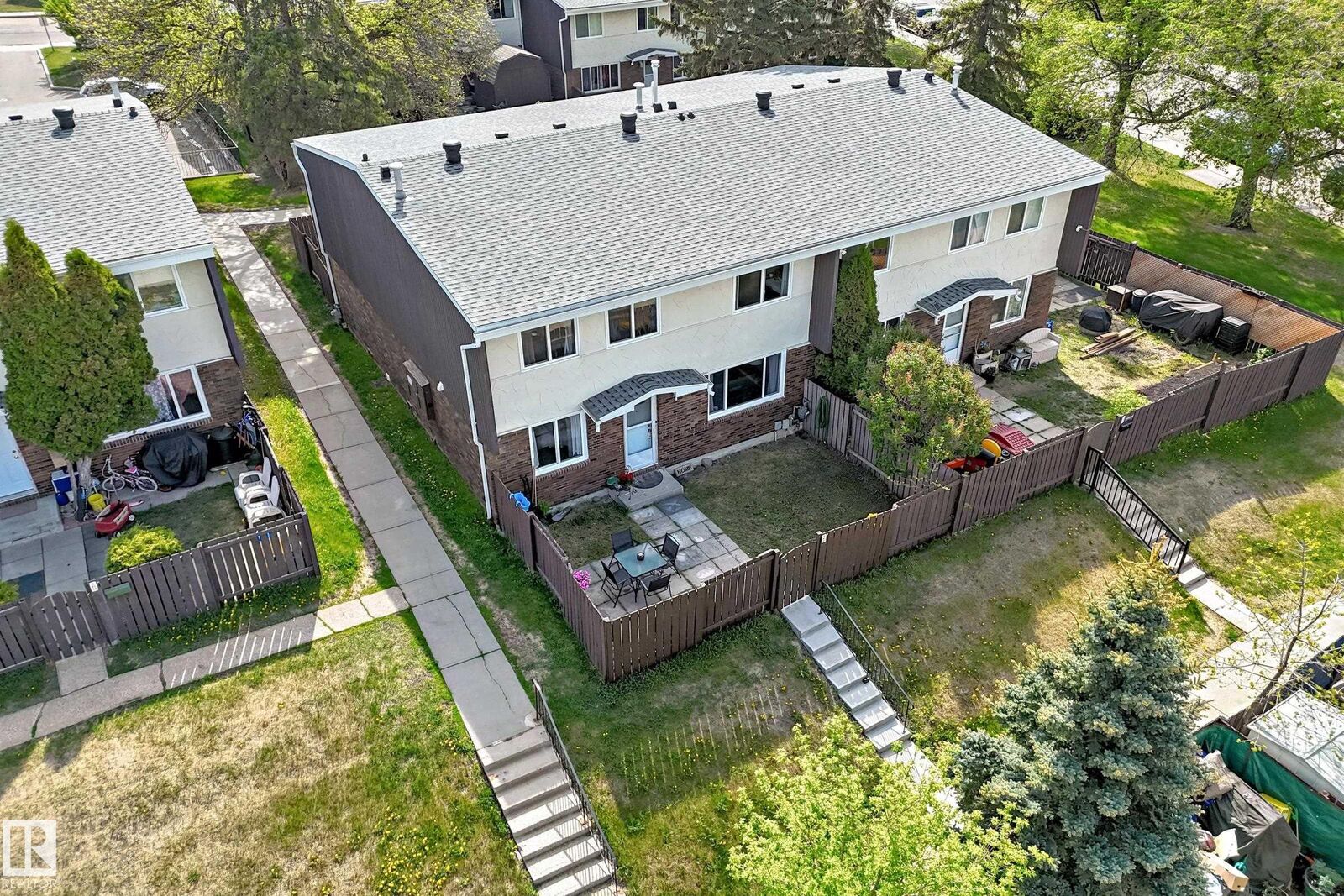 Property Photo:  167 Roseland Village NW  AB T5E 5R6 