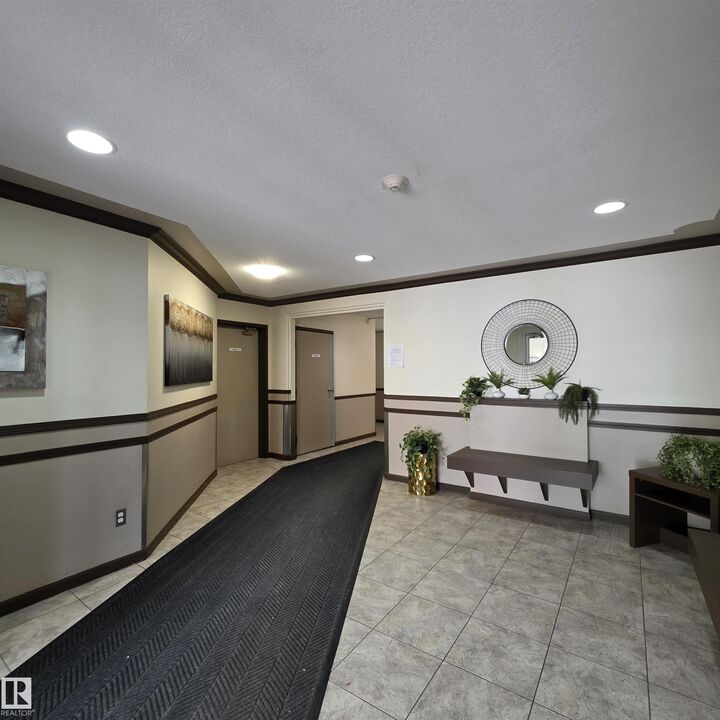 Property Photo: 17467 98A Avenue NW 201 AB T5T 6E9