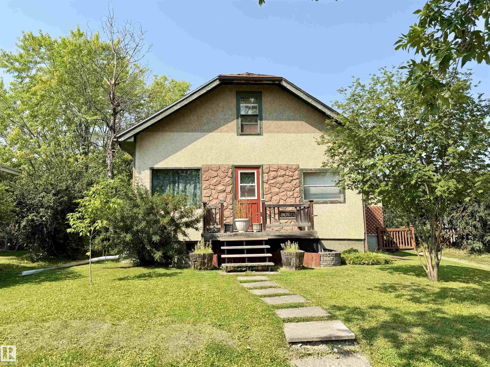 Property Photo: 5040 49 Street AB T7A 1C9
