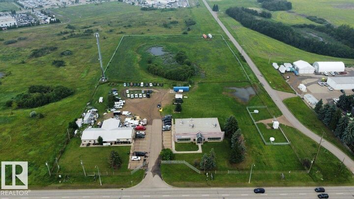 Property Photo:  2220 Broadmoor Boulevard  AB T8H 1B4 