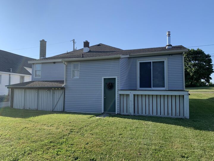 Property Photo:  60 E Truckey St  MI 49781 