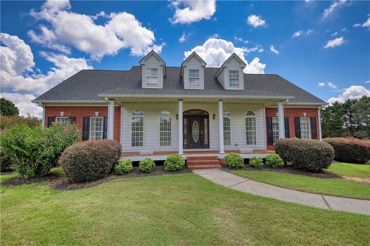 Property Photo: 2899 N Sharon Church Road GA 30052