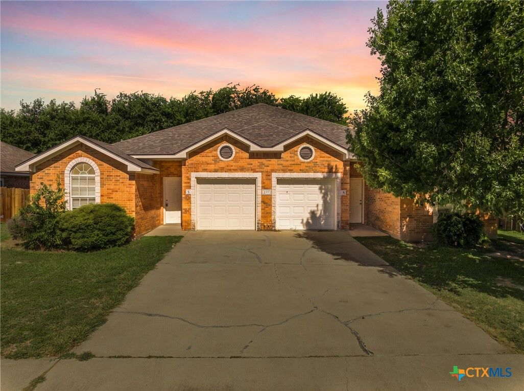 Property Photo: 4201 Cambridge Drive TX 76549