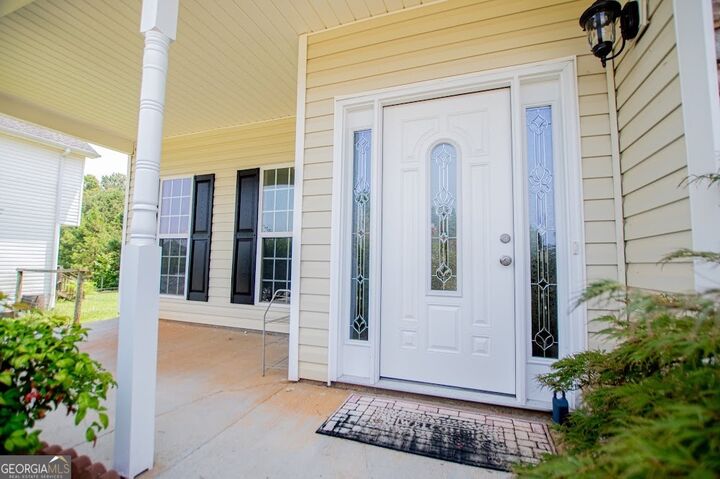 Property Photo: 233 Ivey Lake Parkway GA 30179