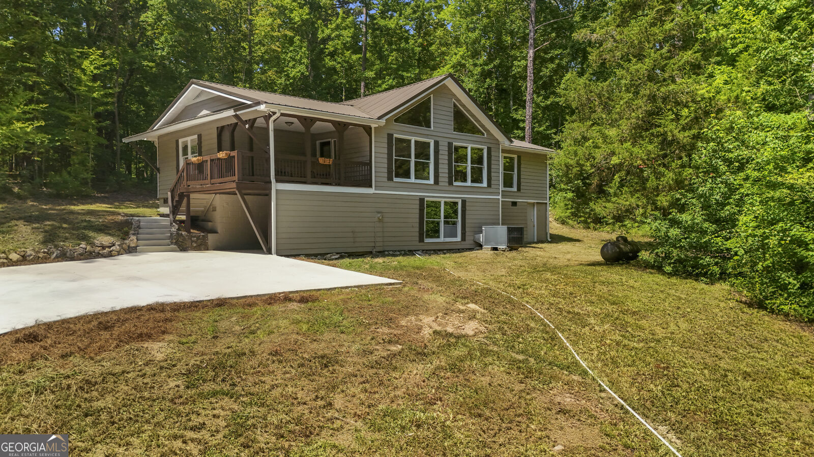 Property Photo: 1194 Booger Hollow Road SW GA 30147