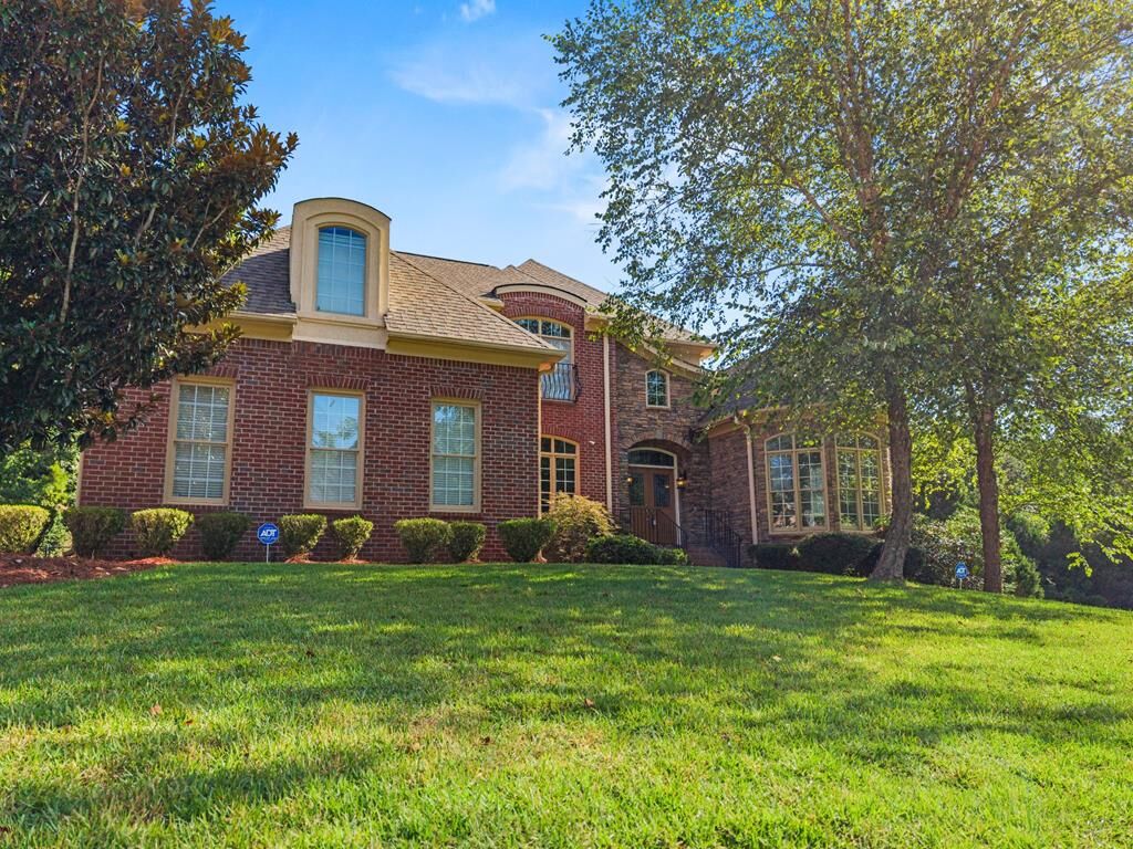 Property Photo:  1608 Mason Court  AL 36867 