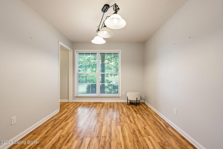 Property Photo:  10904 Keene Rd  KY 40241 