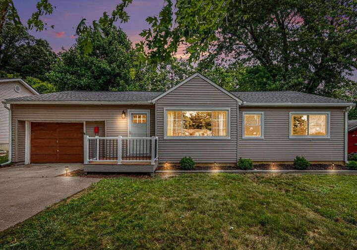 Property Photo:  706 Milton Street  IN 46385 
