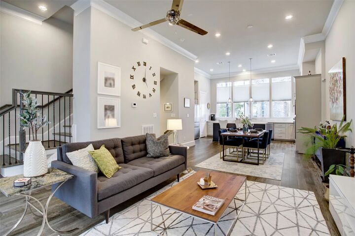 Property Photo: 6068 Kansas Street TX 77007