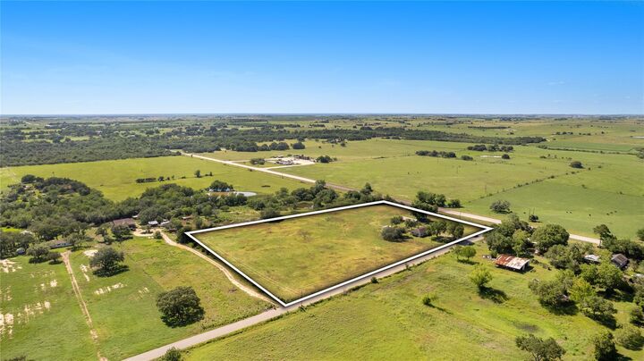 Property Photo: 2602 Bootlegger Lane TX 77995