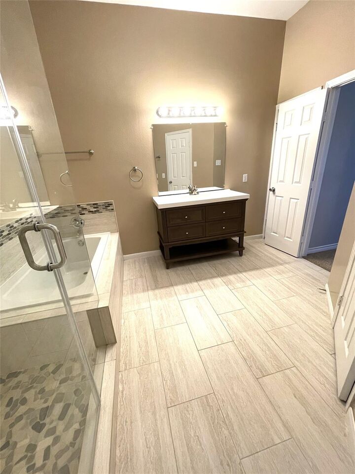Property Photo:  4122 Drake Street 1/2  TX 77005 