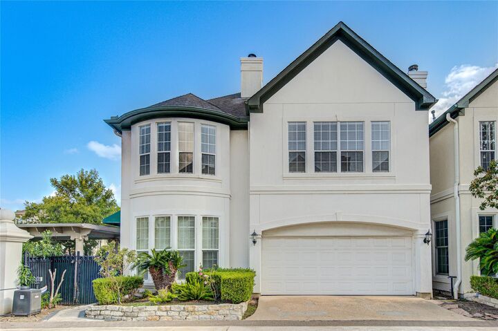 Property Photo:  2124 Nantucket Drive A  TX 77057 