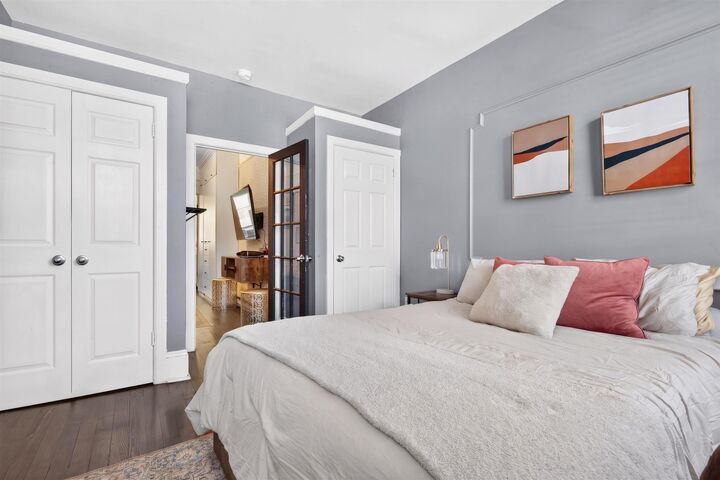 Property Photo:  417 Adams St 3L  NJ 07030 