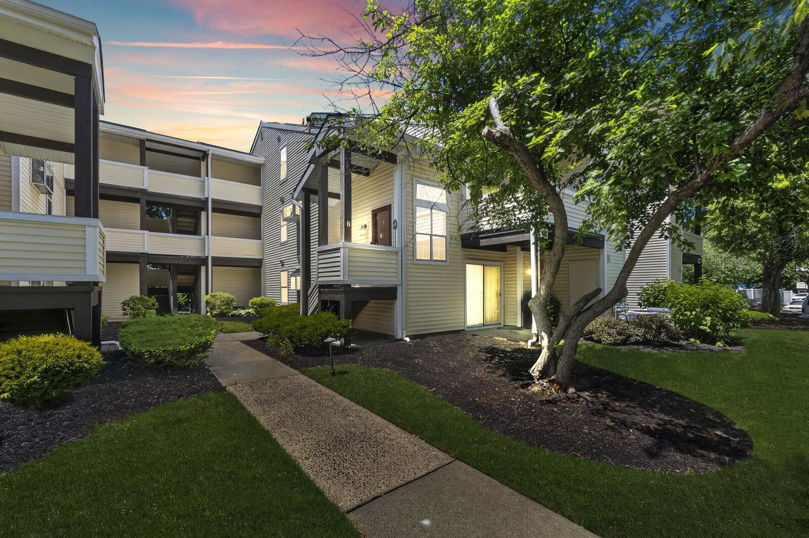 Property Photo: 121 Country Club Dr 10 NJ 07083