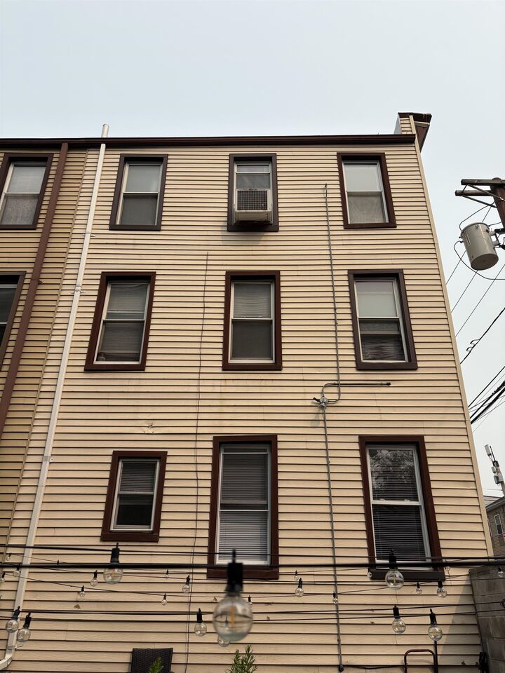 Property Photo:  73 Colgate St  NJ 07302-2298 