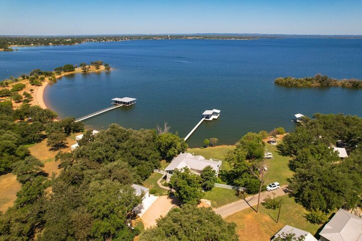 Property Photo:  409 Island Lodges Drive  TX 78609 