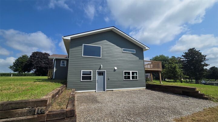 Property Photo: 6252 N 95th Avenue W IA 50028