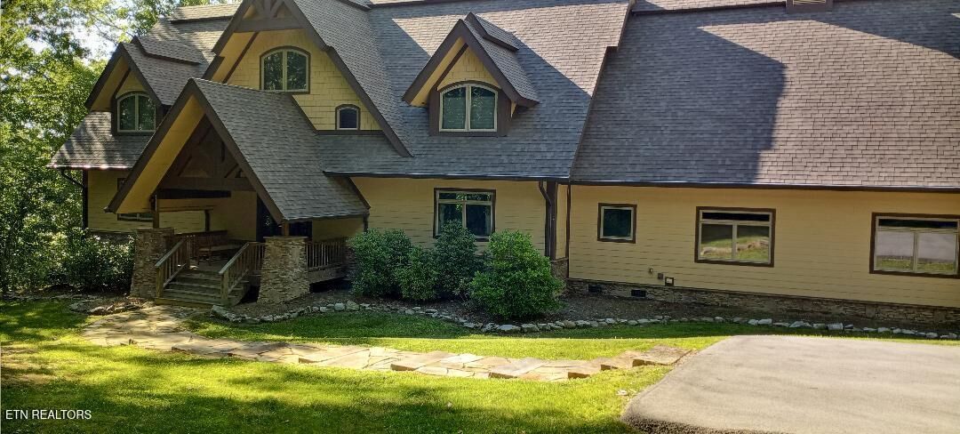 Property Photo:  440 Falls Lane  TN 37841 