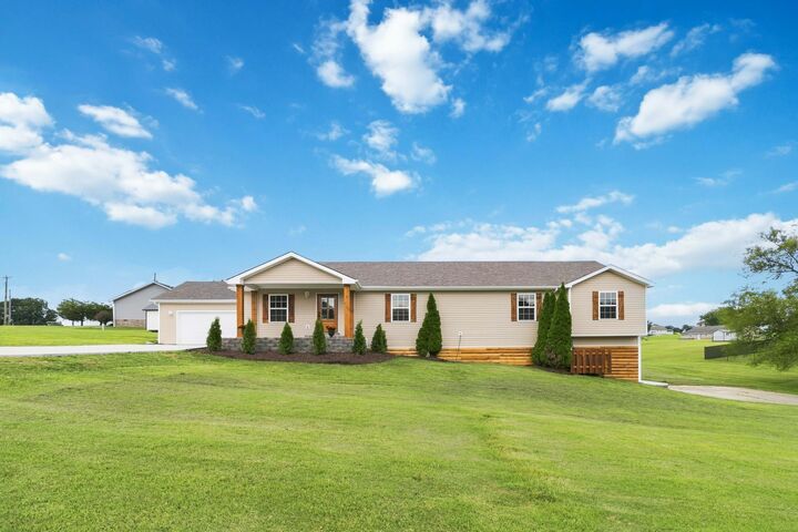 Property Photo:  39 Millard Tilley Road  KY 42553 