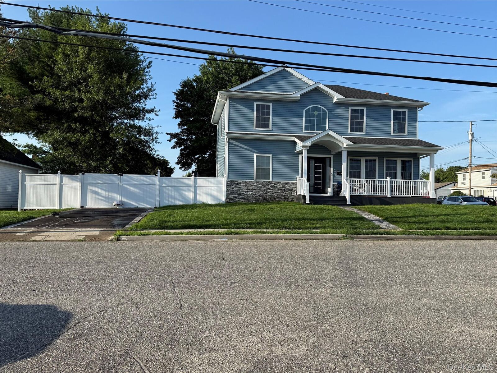 Property Photo:  139 Maple Avenue  NY 11714 