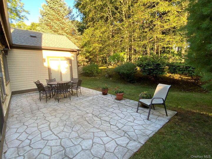 Property Photo:  813 Heritage Hills  NY 10589 