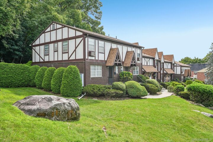 Property Photo:  239 Parkside Drive  NY 10901 