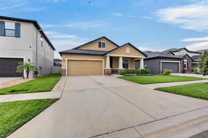Property Photo:  12153 Creek Preserve Drive  FL 33579 