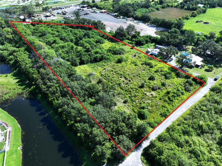 Property Photo:  10th Ave SE  FL 33570 