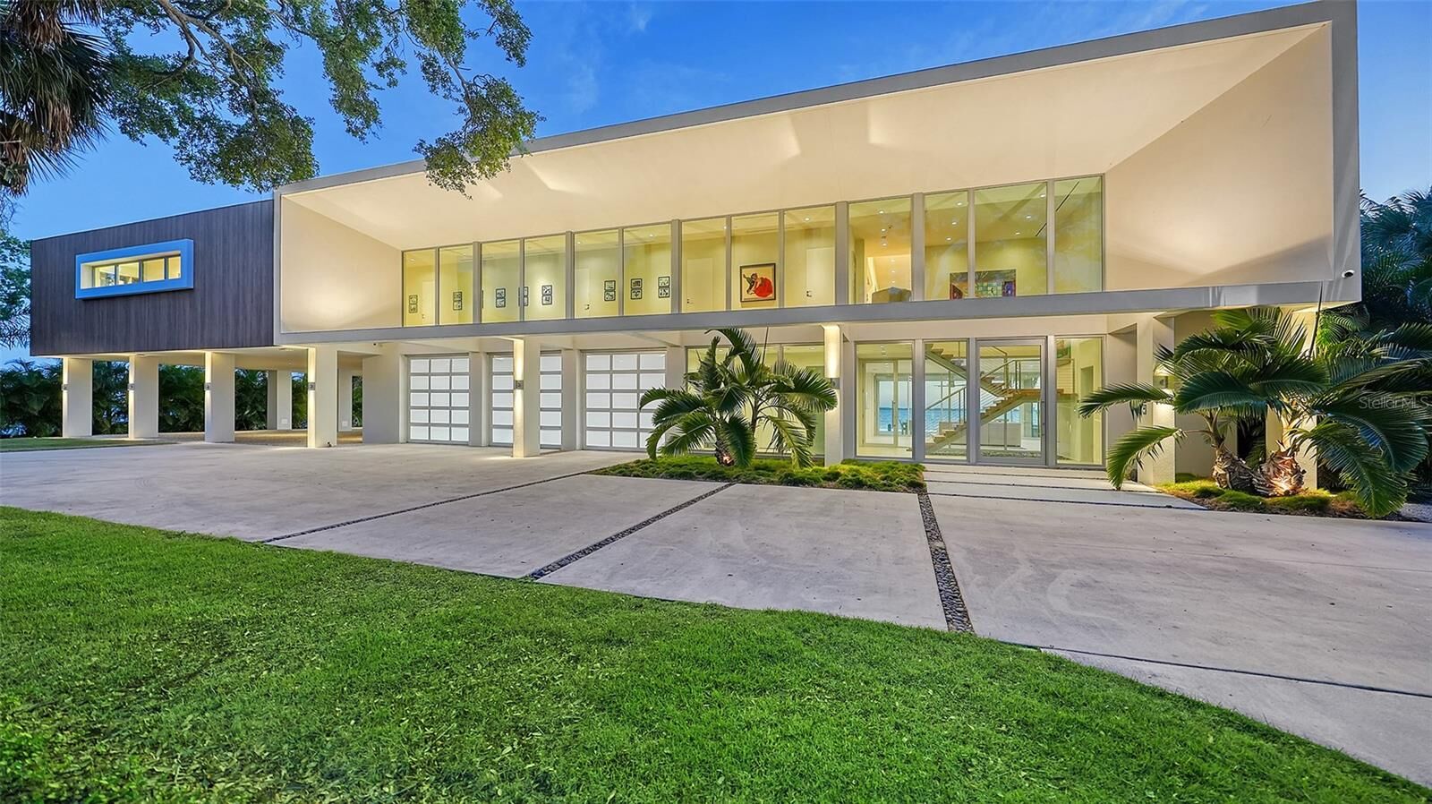 Property Photo:  4123 Bay Shore Road  FL 34234 