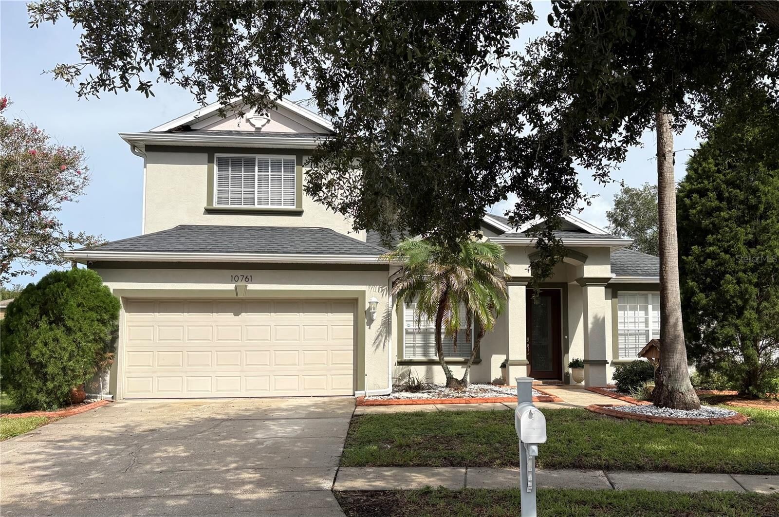 Property Photo:  10761 Banfield Drive  FL 33579 