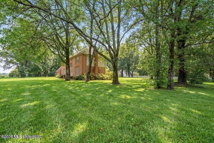 Property Photo: 6965 Fox Chase Drive MS 38671