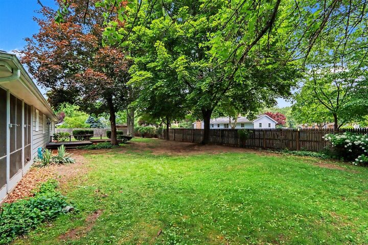 Property Photo:  7611 Thrasher Ln  MI 49009-3859 