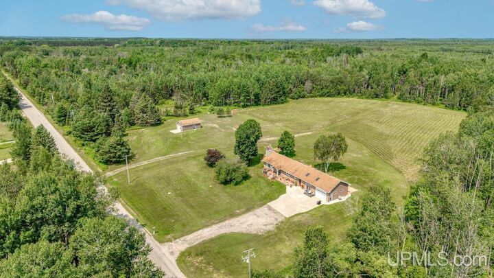 Property Photo:  1622 Truax 24th Lane  MI 49818 
