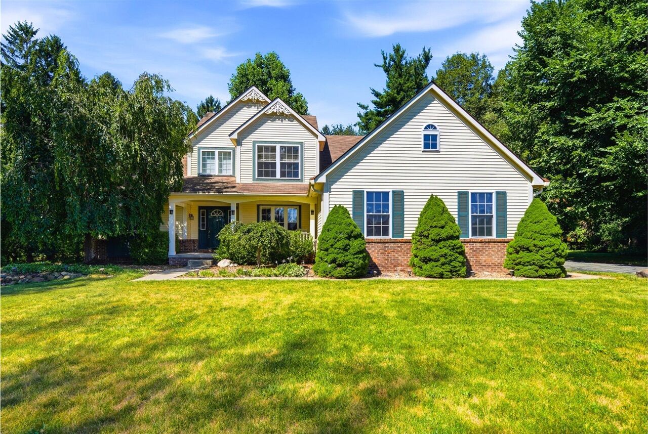 Property Photo: 3079 Island Hills Drive MI 48130-8622