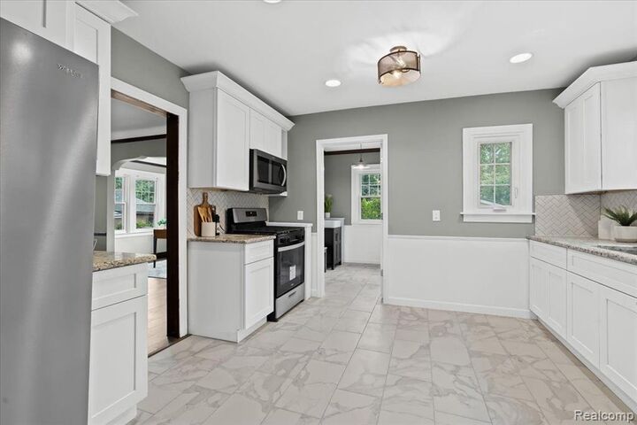 Property Photo: 312 McKinley Avenue MI 48236 3421