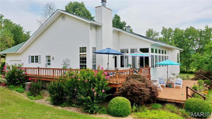 Property Photo:  1 N Dilworth Lane  MO 65560 